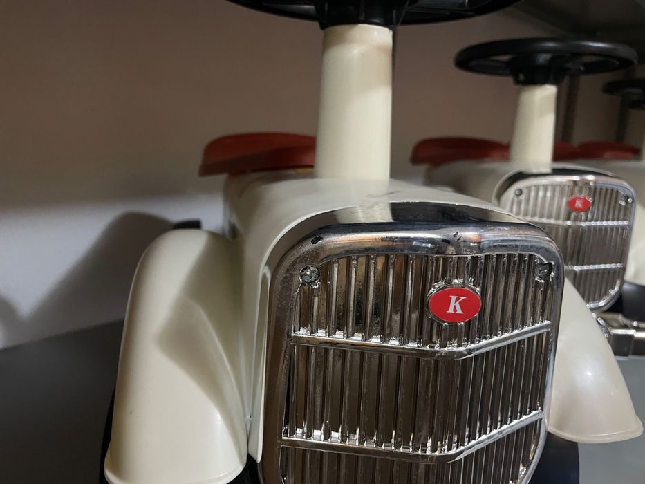 Детская каталка (ретро)