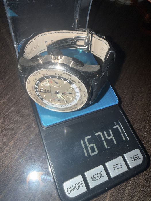 Girad  Perregaux AUR Alb 18K