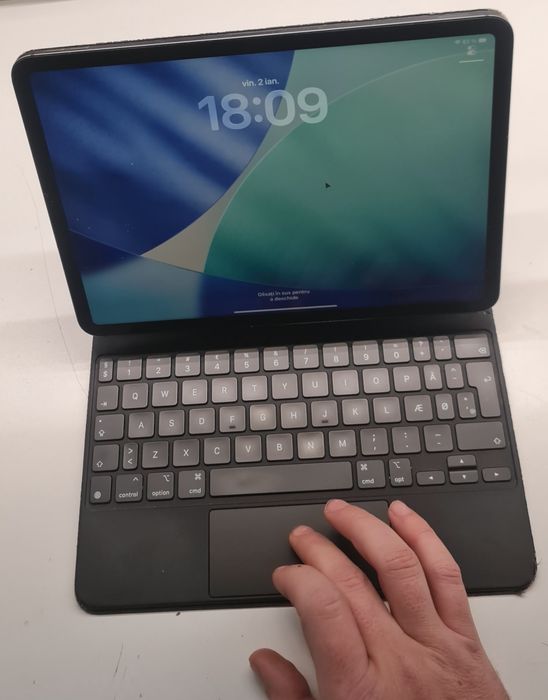 Tableta Apple iPad 11" 2018 Wifi + GSM Space Gray 1TB Ios 26.2