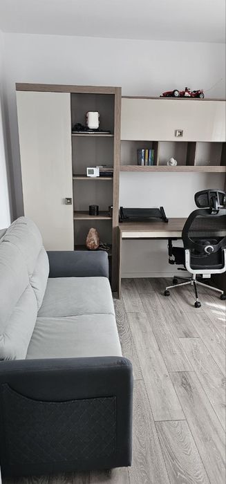 Proprietar vând casă în Hemeiuș, langa Parcul dendrologic, 127900 Euro