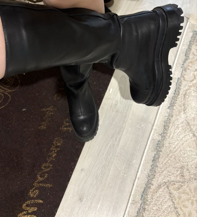 Срочно продам европейка сапоги