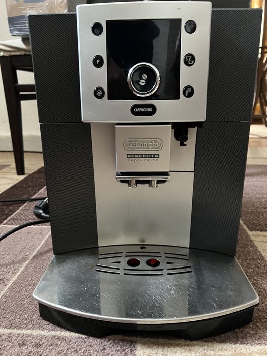 Кафе Машина Delonghi Capucino