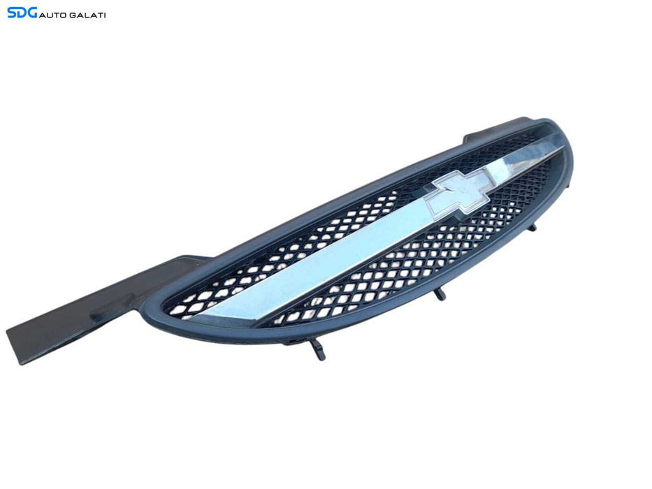 Grila Centrala cu Emblema Sigla de pe Bara Spoiler Fata Chevrolet Aveo 2003 - 2008 Cod 96492235 [N1112]