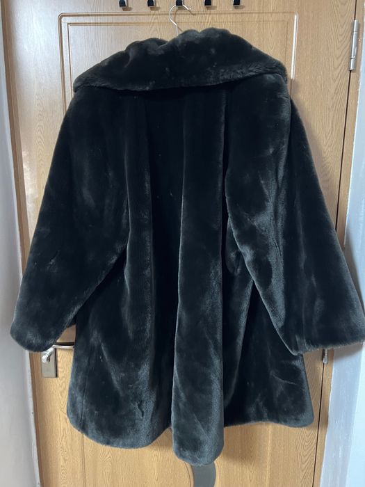 Haină de blană artificială neagră, elegantă, Made in Italy