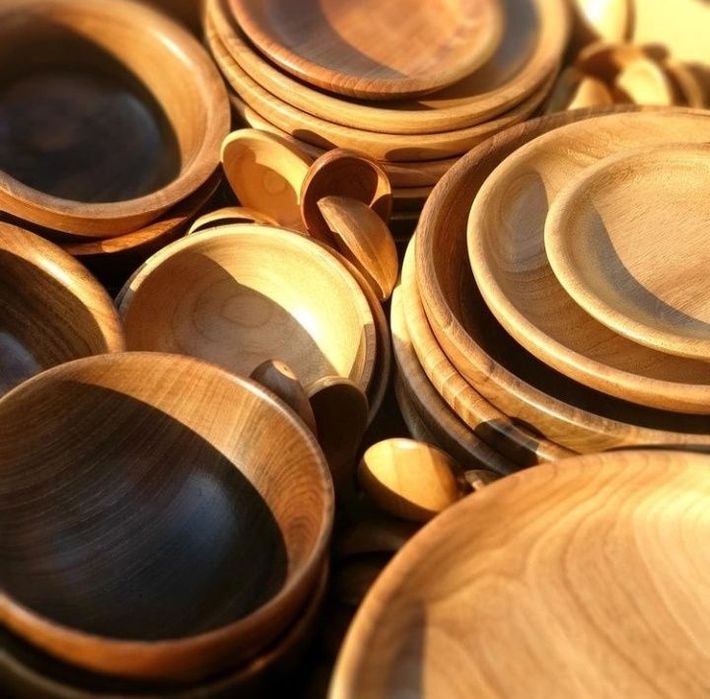 Lagan yong'oq daraxtdan yasalgan