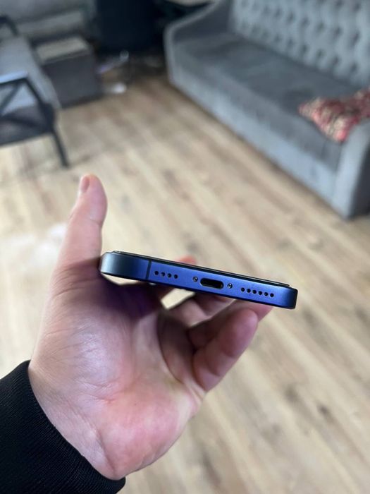 iPhone Xr 17 pro корпус қўйилган