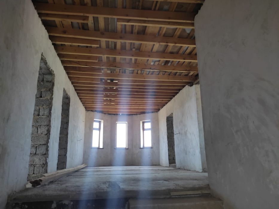 Толық бітпеген 2 этажды үй сатылады