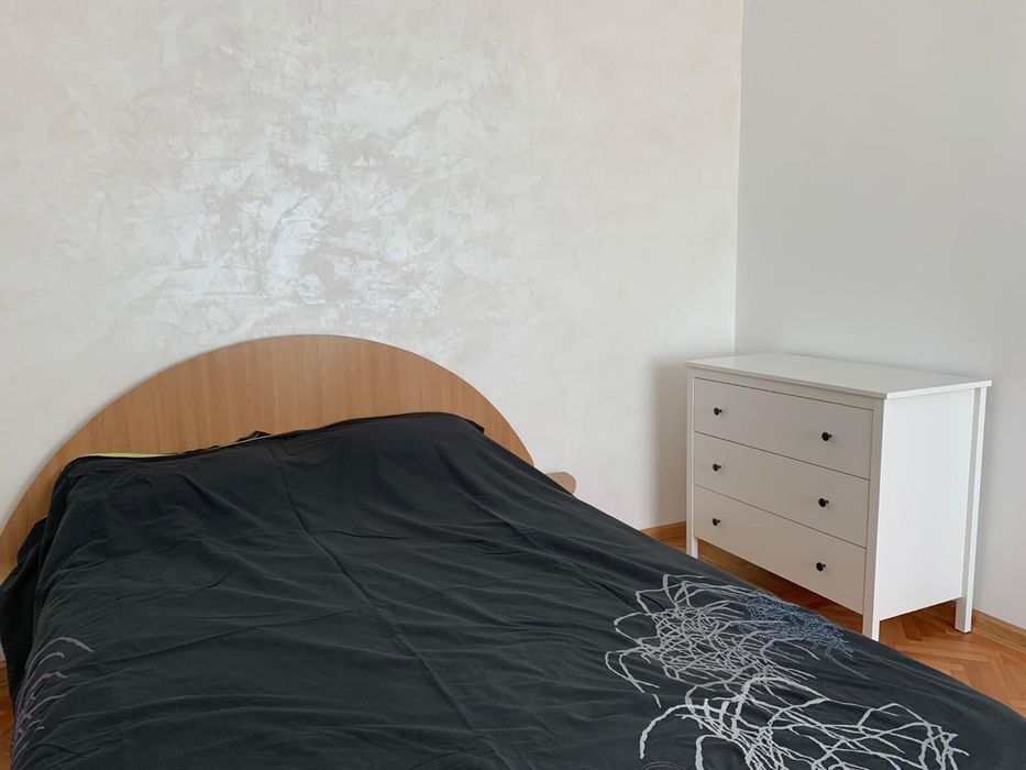 Vand apartament 2 camere strada Traian