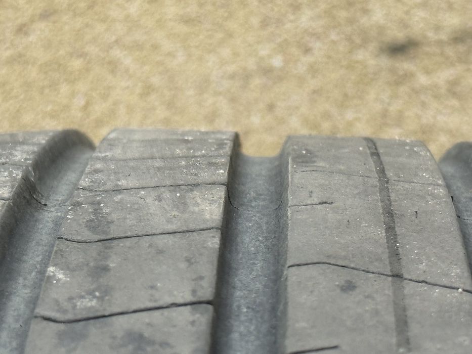 255/35/19 Pirelli P Zero летни гуми