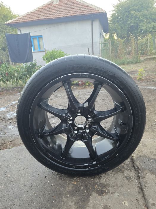 Продавам джанти 225/50 R17 гумите са в добро състояние ще изкарат  още едно лято,телефон за връзка 0877651008!!