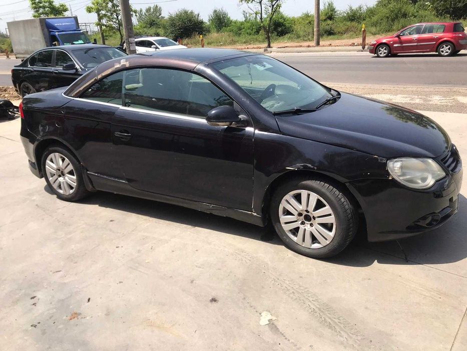 dezmembrez vw EOS 2.0i/ faruri vw eos/ capota eos/ bara fata eos/stop