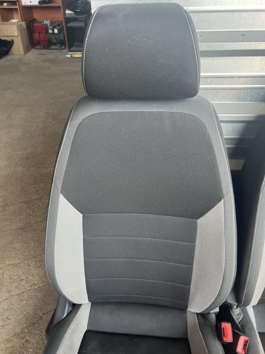 Плюшен плат салон Skoda Rapid Седалки Шкода Рапид Ном 99 отличен 2017г