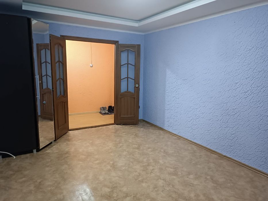 Сдам 2 комнатную квартиру