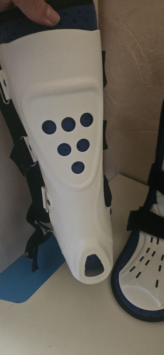 Ортозисы. На обе ноги.