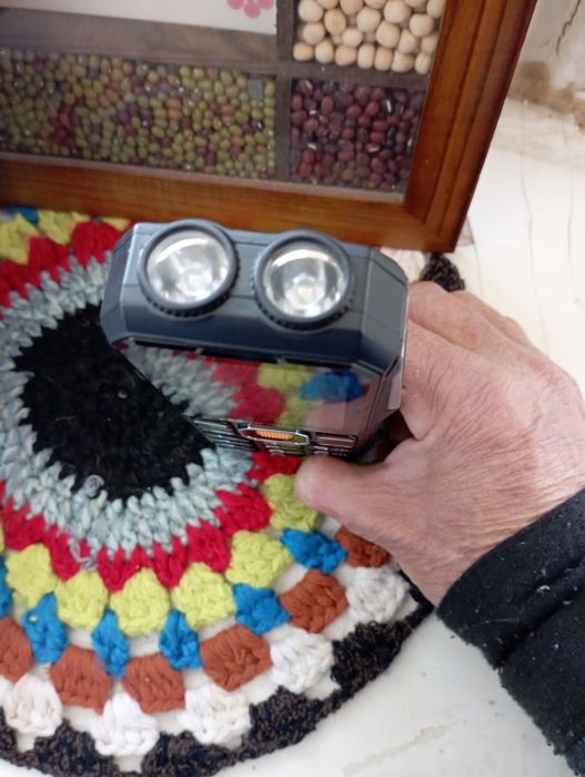 Кнопочный телефон