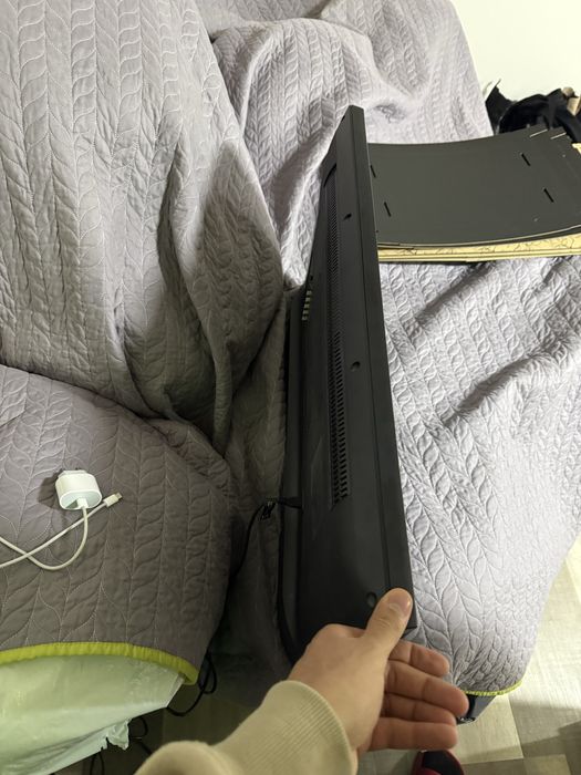 Televizor Samsung 60cm diagonala