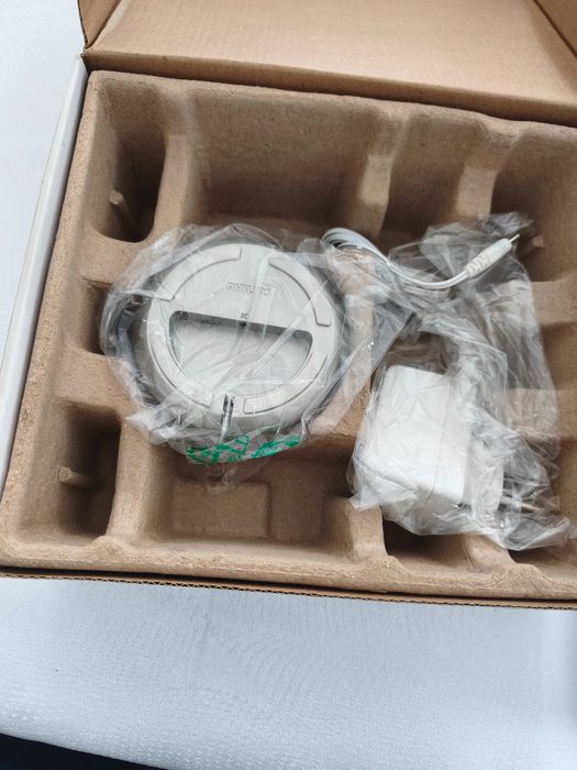 Продавам дигитален фотоалбум