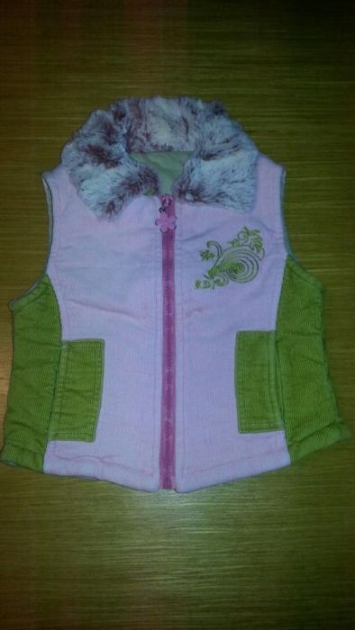 Детски елек за момиченце - размер 1-2 год.