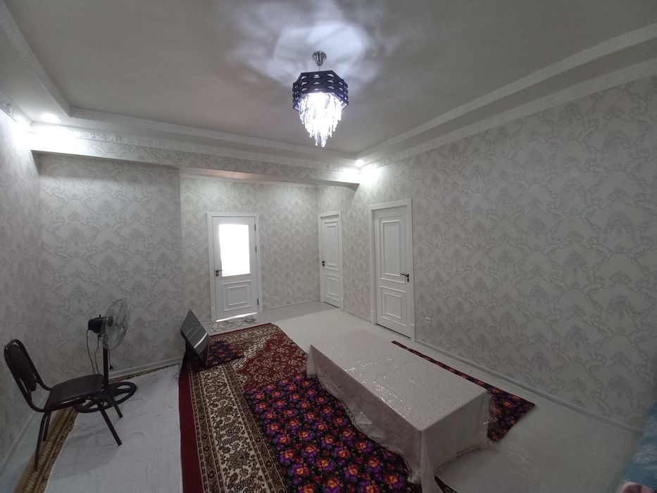 Srochna sdayotsiya kvartiru v Rudakiy ul. Kirpichka