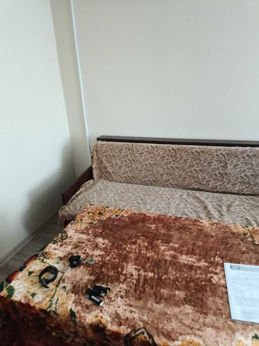 284-Продава се етаж от къща с гараж в с. Стражец