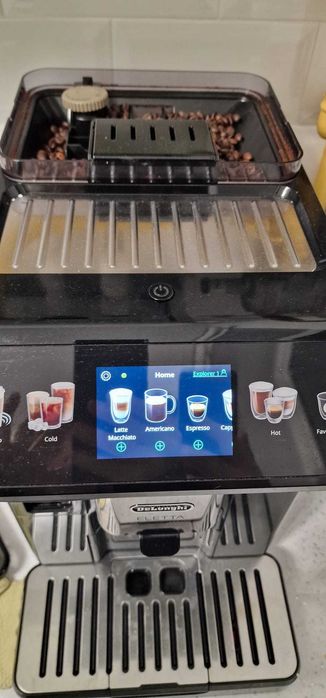 De’Longhi Eletta Explore – Mașină de cafea automată Perfetto.