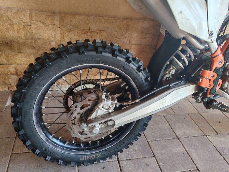 Vând set roți mari ktm 16, 19 echipate complet