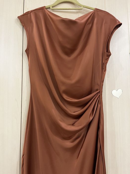 Продам коктейльное платье