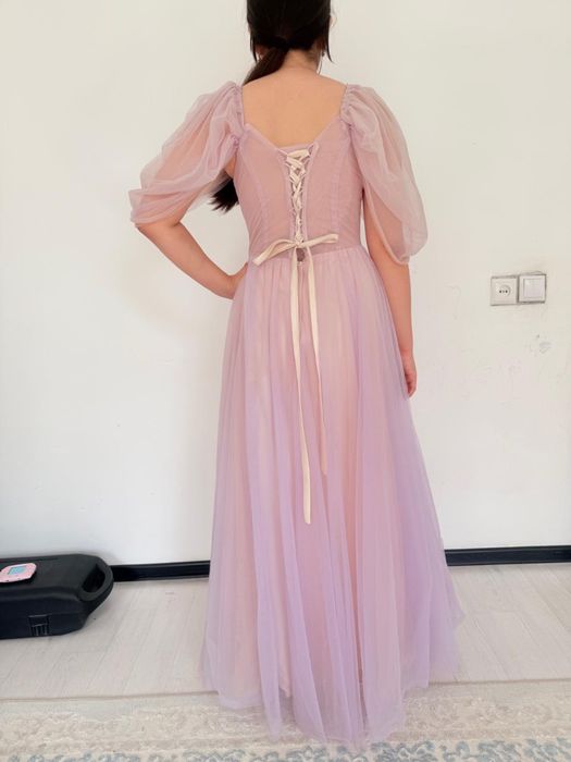 Вечерный көйлек сатылады