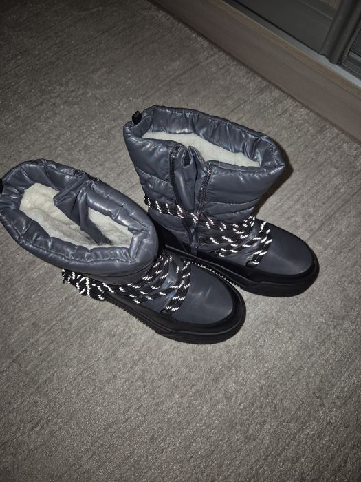 Куртка на девочку