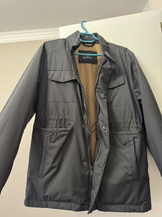 Продам ветровка мужская