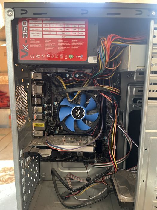 Компютер с манитором