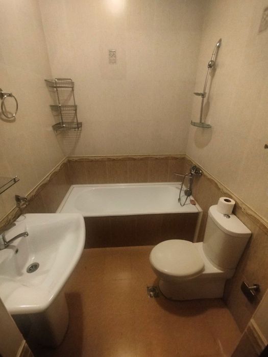 Продаётся Дом Буюк Ипак йули метро Ул Никитина