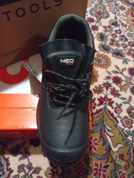 Работни обувки НОВИ!