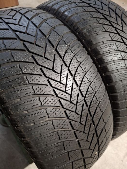 2 Anvelopele  M+S 255  55 18 Continental