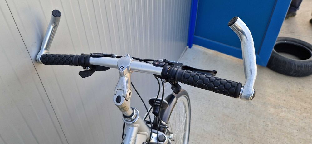 Алуминиев велосипед GUDEREIT дамско колело 28"