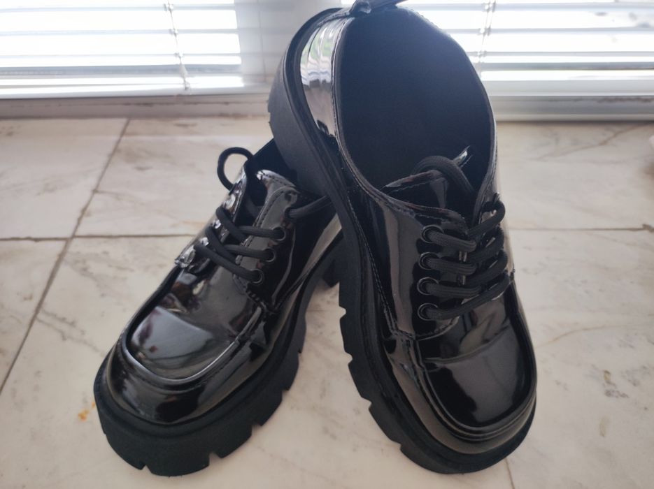 Дамски обувки. Боти естествена кожа