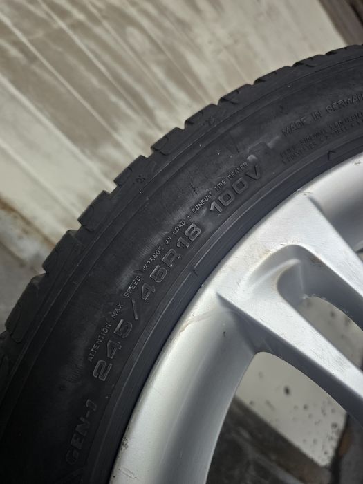 Оригинални джанти с гуми 18 цола за BMW f10