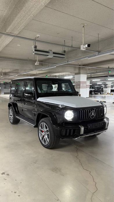 Комплект оригинальных дисков с баллонами от Mercedes-Benz G63 AMG