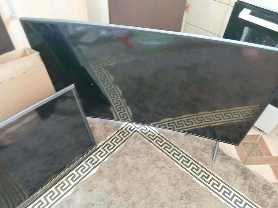 Vând urgent Televizoare 3 plasmă..