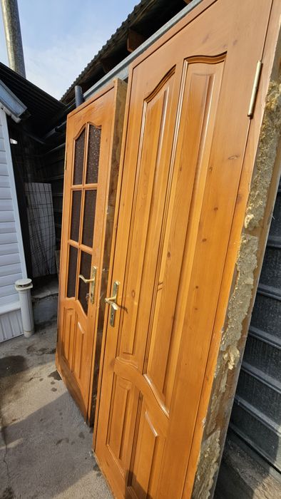 Деревянные двери