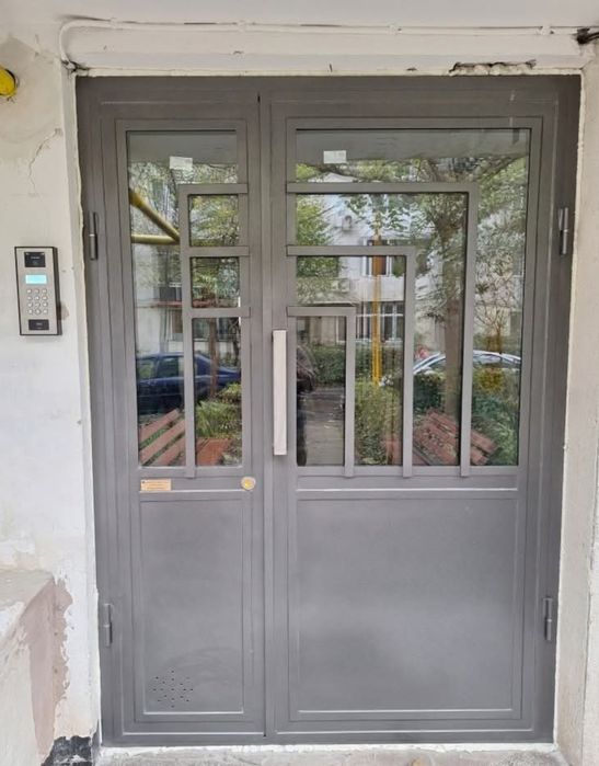 Ușă metalică intrare în bloc Constanța