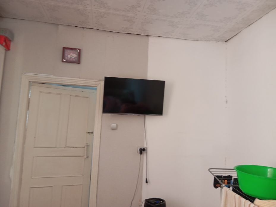 Дом село Луганск