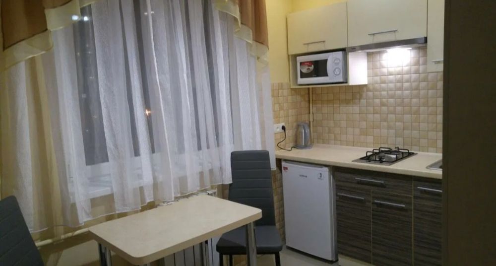 Сарыарка 11-Кенесары, 2ч 2000