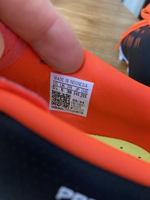 Оригинални калеври Adidas