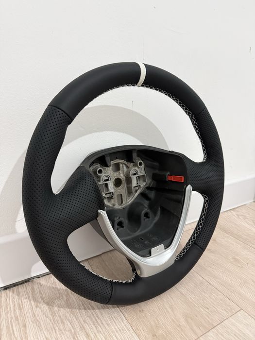 Приора 2 руль перешитый