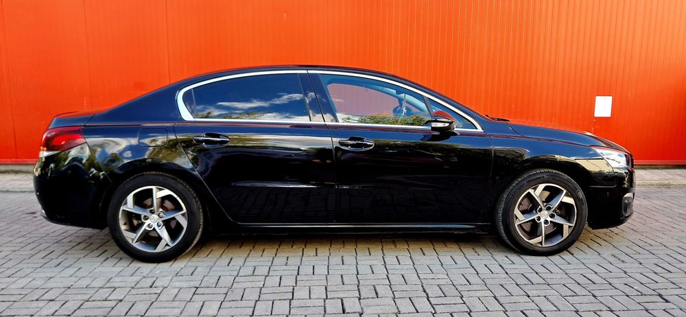 PEUGEOT 508 2.0 blueHDI 181к.с. Allure - ниво на оборудване.