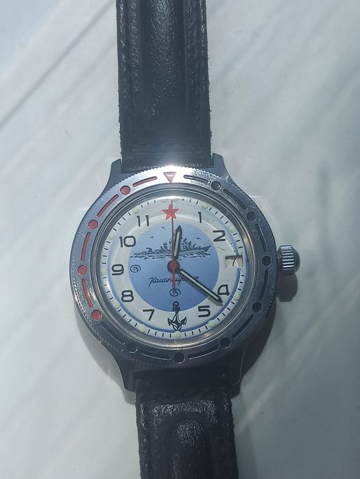 Продам  часы   .