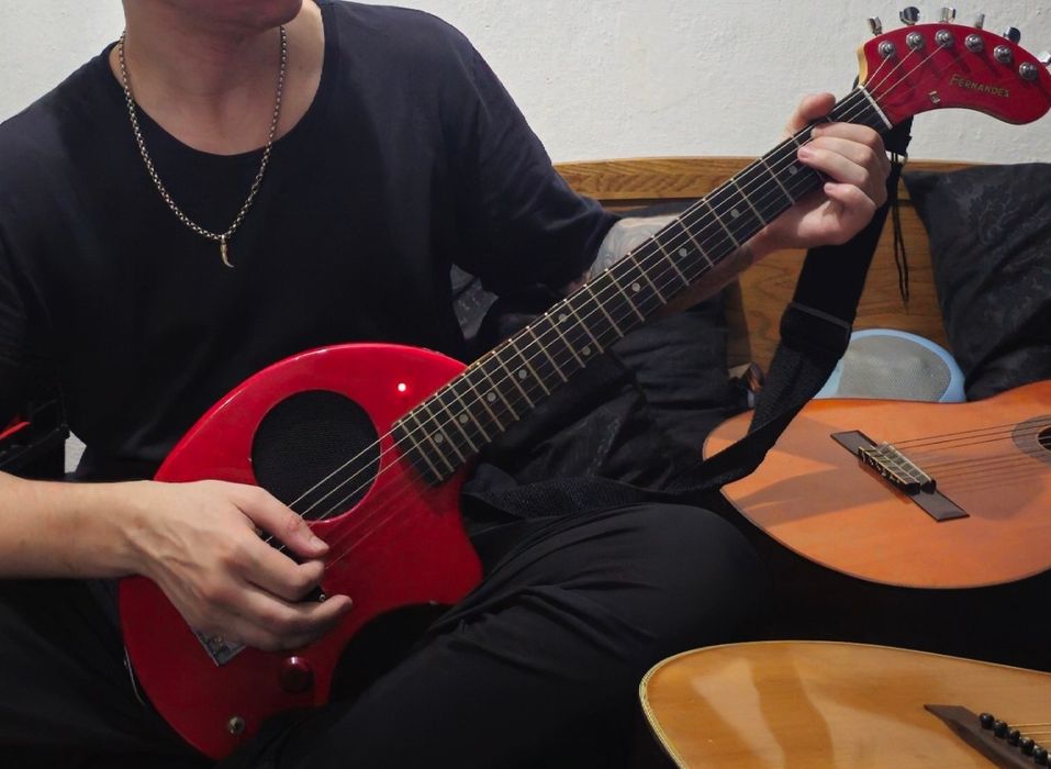 Fernandez zo 3 made in Japan со встроенным динамиком