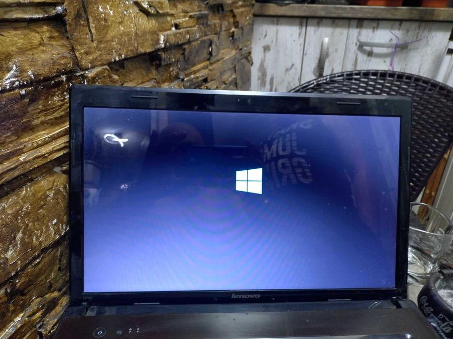 Продавам геймърски лаптоп lenovo