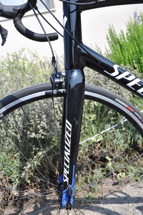 Specialized Allez Elite 2021  - шосеен велосипед с карбонова вилка